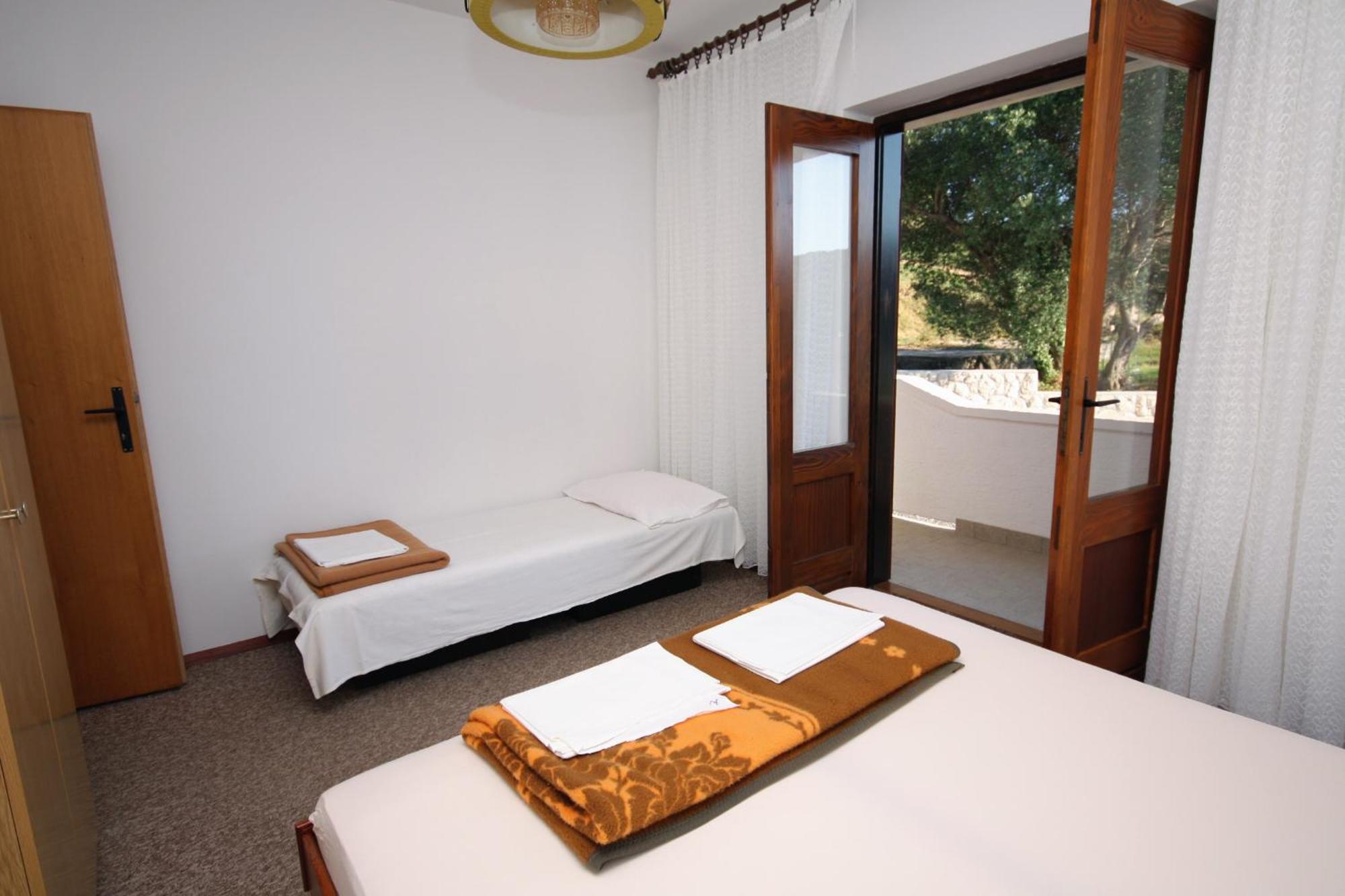 Apartments By The Sea Kampor, Rab - 5051 Bilik gambar
