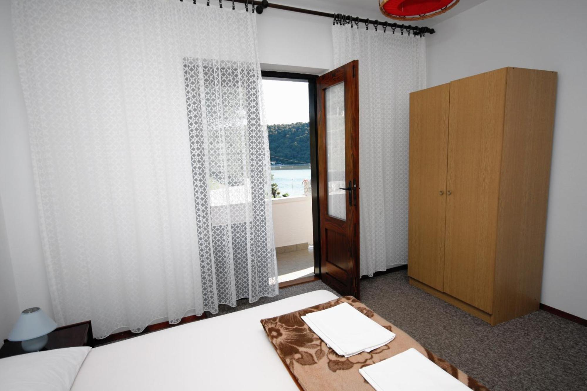 Apartments By The Sea Kampor, Rab - 5051 Bilik gambar